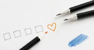 checkliste_herz_blau_orange
